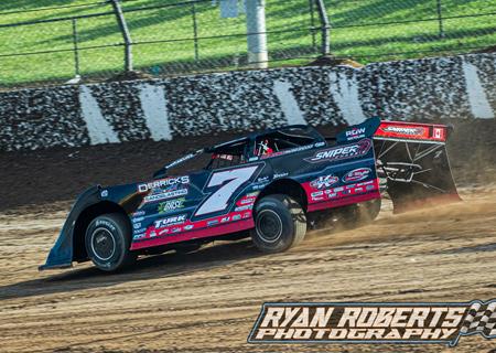 Ricky Weiss races into Dirt Late Model Dream at Eldora Speedway