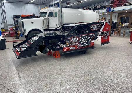 Jesse Glenz pilots Calvin Iverson's machine at Ogilvie Raceway