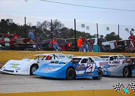 Mario Gresham fifth in Crate Racin' 602 Late Model event at Pine Ridge Speedway