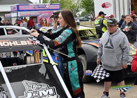 Abby Hohlbein Looking For Rebound Following Tough Weekend