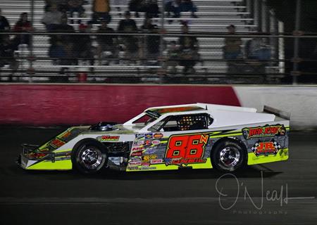 Nick O'Neil lands podium finish at Tucson Speedway
