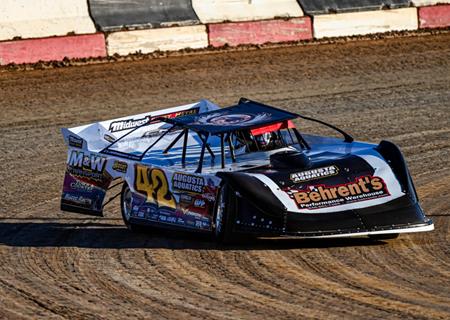 Cla Knight rolls into Swainsboro Raceway for World of Outlaws weekend