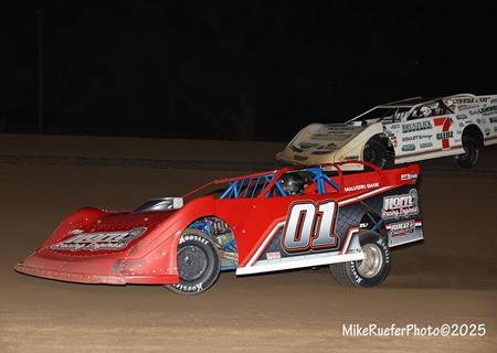 CJ Horn records Top-5 outing with Malvern Bank East at Maquoketa Speedway
