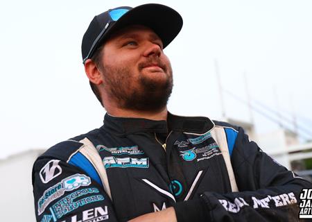 Daniel Adam returns to Fairbury Speedway after hard wreck at Kankakee County Spe