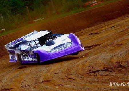 Shipley steers to 3rd-place finish at Oakshade Raceway
