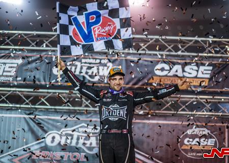 Weiss bags $25,000 World of Outlaws win at Bristol