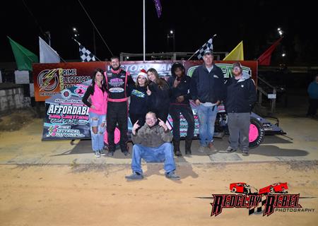 Holcombe finds victory lane at County Line Raceway with 602 Modified