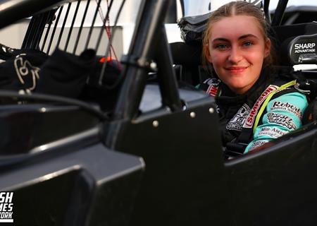 Abby Hohlbein competes in USAC Indiana Midget Week