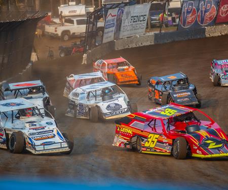 RTJ attends Modified World Championship at Mississippi Thunder Speedway