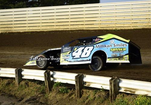 Groomer finishes 11th at Circle City Raceway