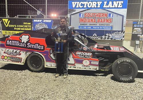 Groomer picks up Modified victory at Circle City Raceway