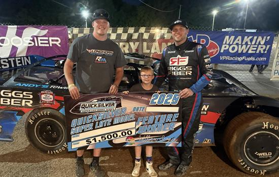 Jason Riggs picks up $1,500 Quicksilver victory at Clarksville Speedway