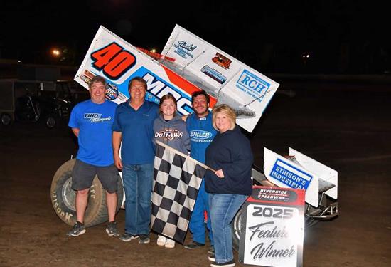 Howard Moore Snags Last-Lap Victory at Riverside International Speedway