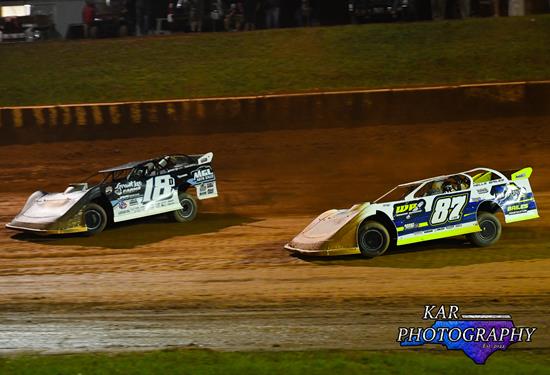Eighth-place run with Hunt the Front Super Dirt Series at Ultimate Motorsports &