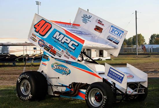 Howard Moore perseveres for top-five at Jacksonville