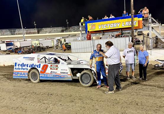 Ken Schrader Repeats at I-55 Federated Auto Parts Raceway Park