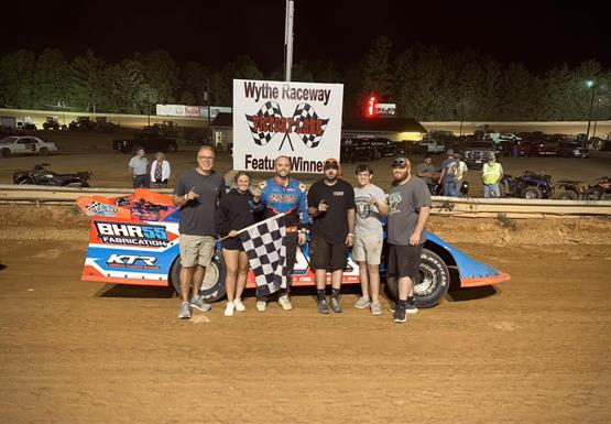 Tucker Wins Debut at Wythe
