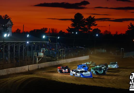 Round Six for Castrol FloRacing Night in America goes to Indiana's Brownstown Speedway!