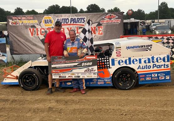 Schrader on Top in Moberly Visit