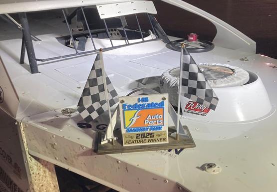 Schrader Adds Fifth Win of the Season at I-55