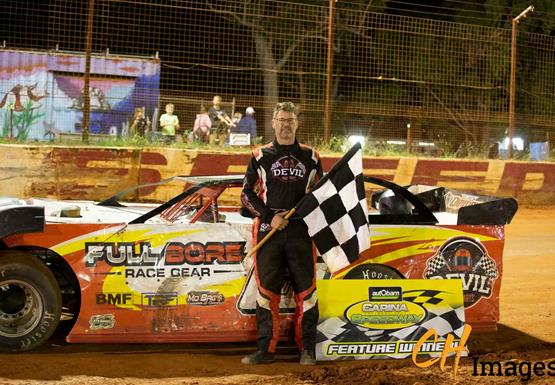 Smith Scores QLD Late Model Title