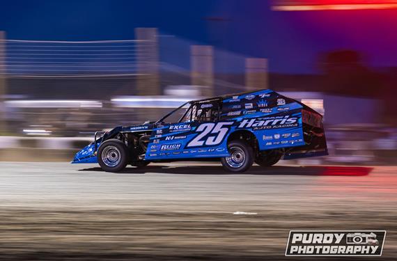 Thompson makes IMCA Modified starts at Park Jefferson and Worthington