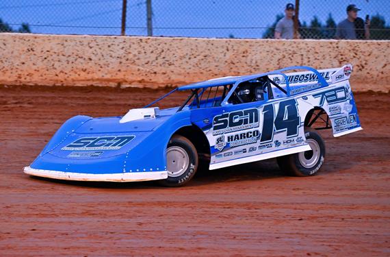 Gavin and Haiden Cowan join Crate Racin' USA at Screven Motor Speedway