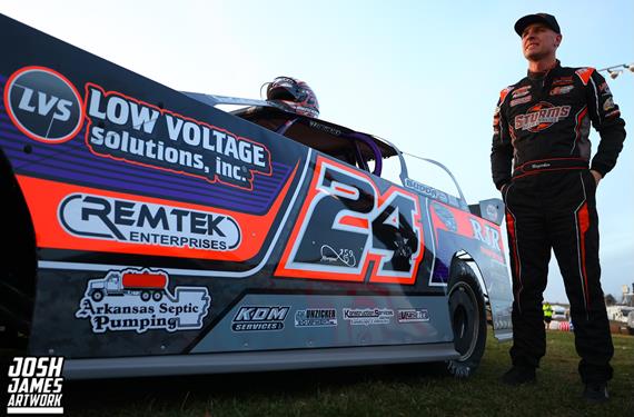 Unzicker begins 2025 season with Nippy 50 at Maquoketa