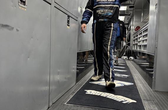 Blair Nothdurft Battles World Of Outlaw Late Models
