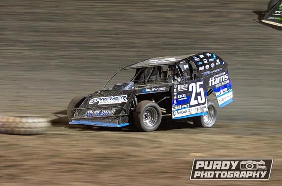 Thompson races to 3rd-place result in Charlie Clark Memorial