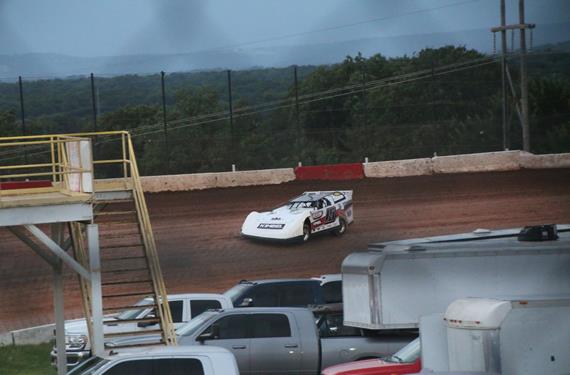 Handley finishes 11th at Tri-State Speedway