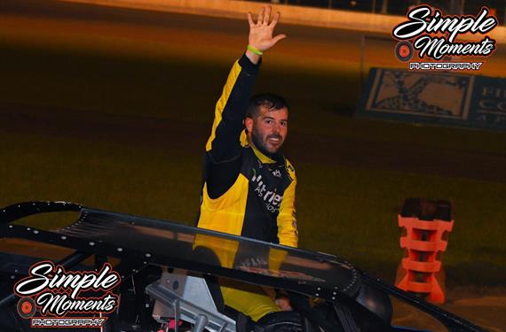 Moyer Jr. sweeps Spooky 50 at Super Bee, nets $10,000