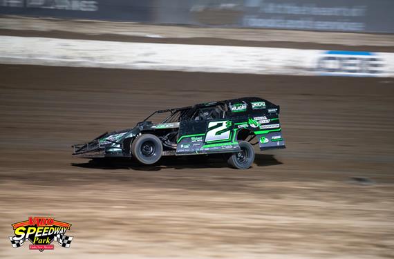 Scott drives to second at Vado