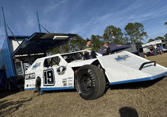 Dustin Sorensen tackles first weekend of DIRTcar Nationals in UMP Modifieds