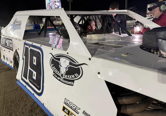 Dustin Sorensen races into Gator Nationals during Modified DIRTcar Nationals at