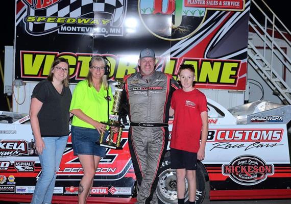 Gilbertson secures track championship at Fiesta City