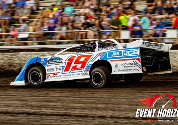 Sorensen follows World of Outlaws to Fairbury Speedway for PDC