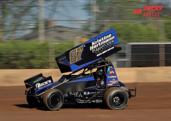 Hartmann stays the course through motor woes