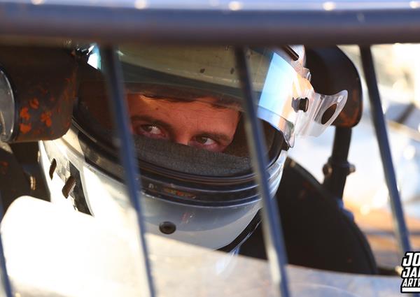 Runner-up showing in weekly show at Tennessee National Raceway