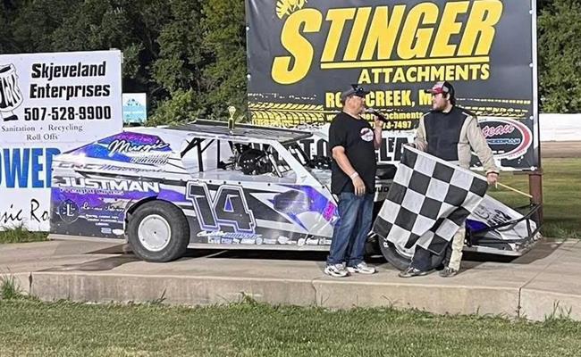 Taylor and Everett Represent Cadillac Chassis in Victory Lane