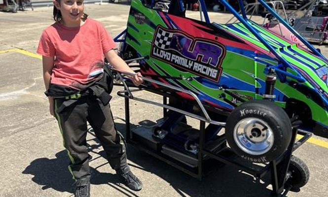 Abel Lloyd advances to runner-up finish