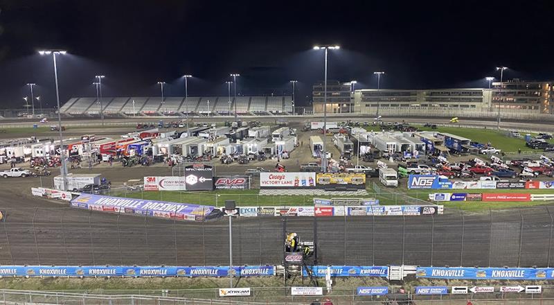 Knoxville 410 Practice Night Sees 43 Cars!
