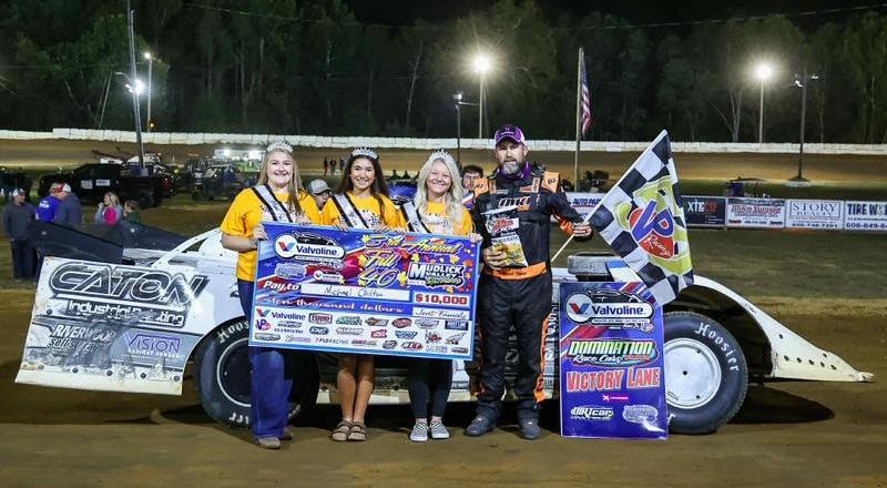 Chilton Finds 3rd Annual Fall 40 Victory Lane with Valvoline Amer