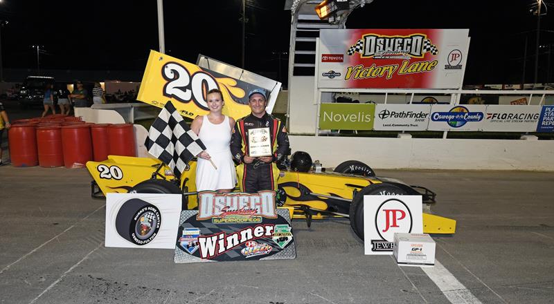 Perry Thrills with Two Last-Lap Passes to Win Second Straight 350