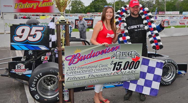 Shullick Steals Third Classic Win from Fuel Starved Barnes