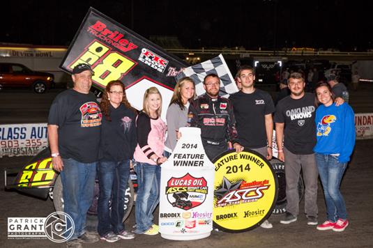 Tony Bruce, Jr. back in Devil's Bowl Victory Lane