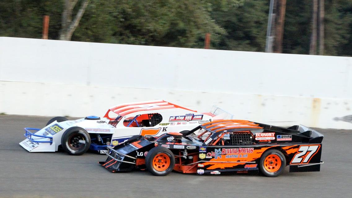 North State Modifieds The Feature Attraction At RAR Saturday Night
