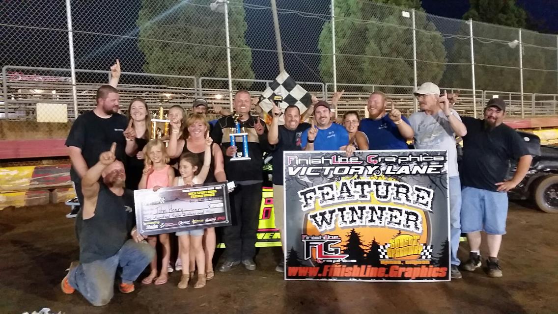 Cassell, Henry, Tardio &amp; Case Make it to the Finishline Graphics Victory Lane