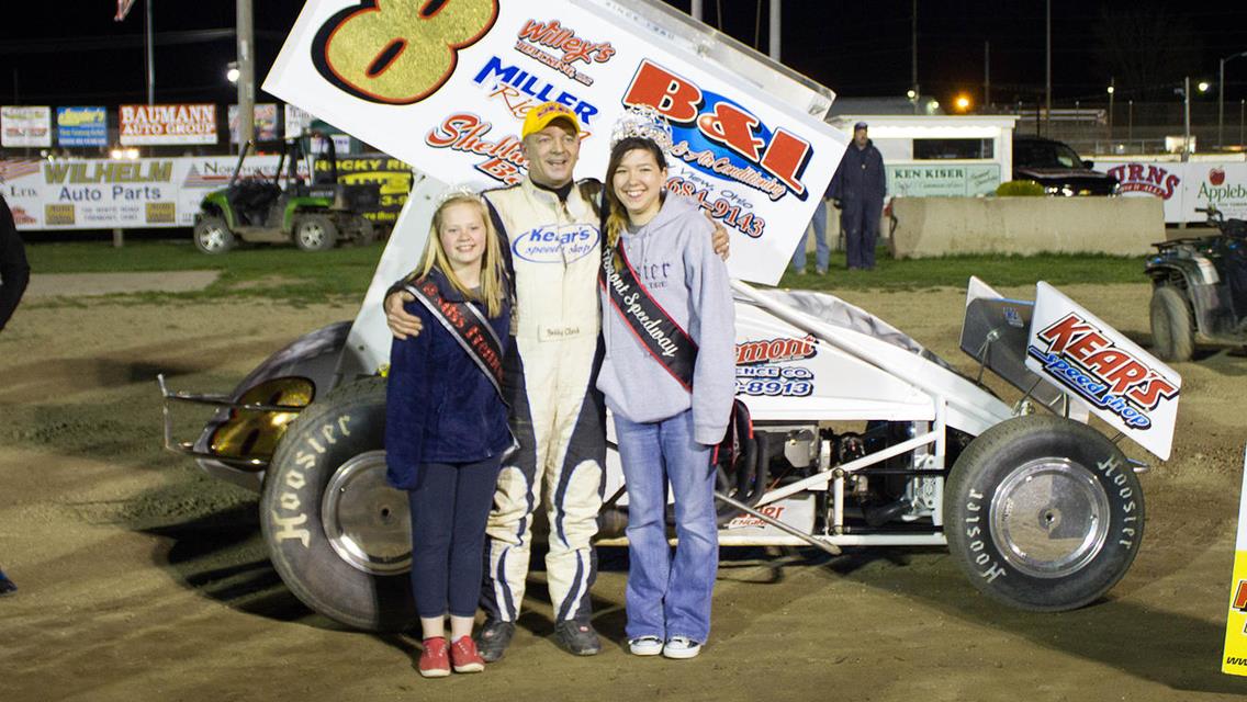 Clark gets late race pass to win FAST 305 sprints &amp; Andrews wins at Fremont