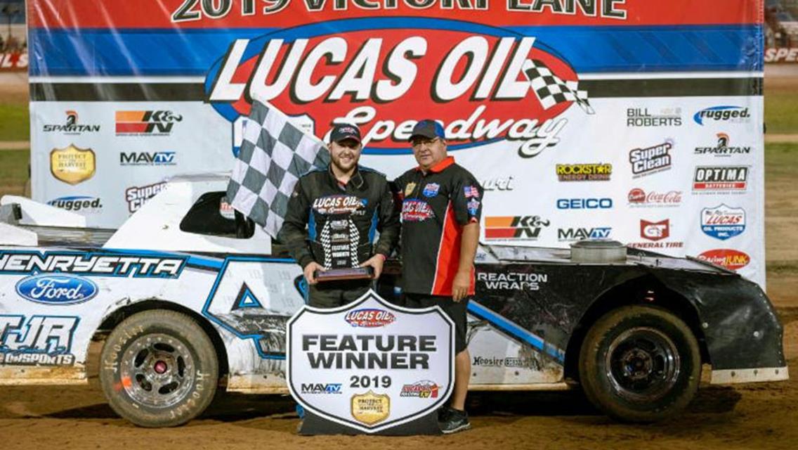 Slader takes home featured Street Stock win Saturday night at Lucas Oil Speedway